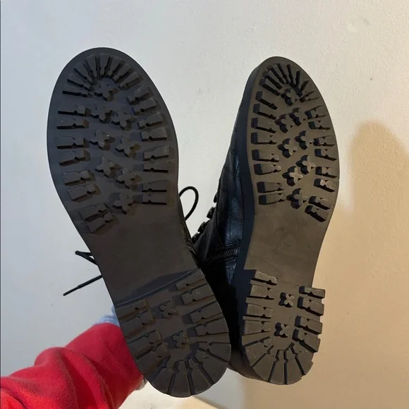 Black Lace Up Combat Style Snake / Croc Reptile Embossed Ankle Boots, size 8 - Picture 11 of 13